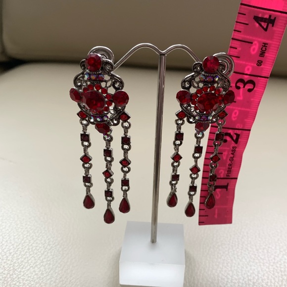 🆕🔥Red Crystal Chandelier large earrings - Picture 5 of 5